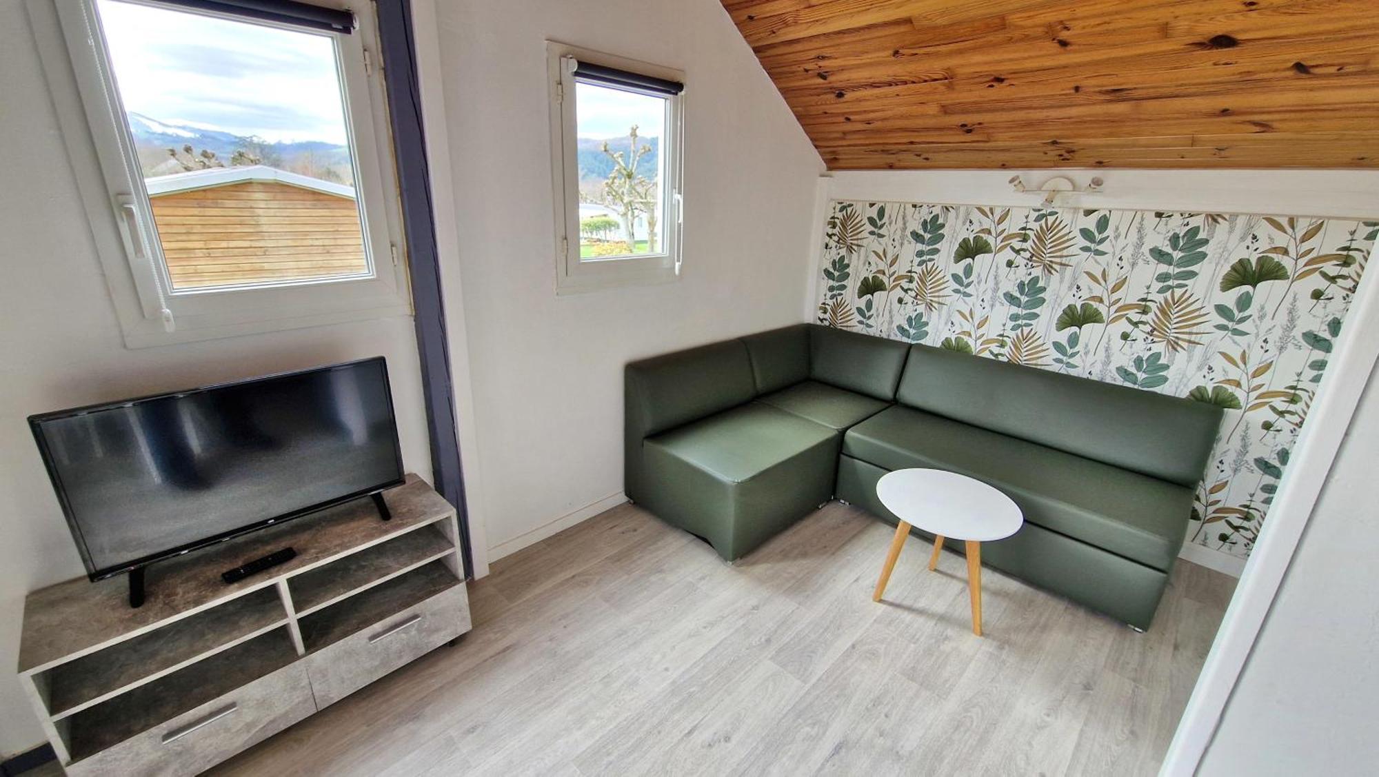 Camping Le Monloo Bagnères-de-Bigorre Exteriör bild